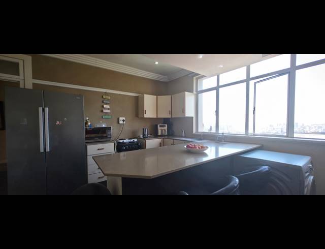 3 BEDROOM APARTMENT FOR SALE IN BULWER